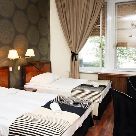 Guest house Evergreen 3*