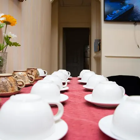 Evergreen Guest house 3*