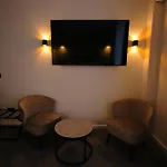 Evergreen Suites Budapest בית הארחה