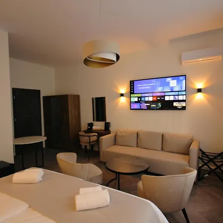 Evergreen Suites Budapest 3* בודפשט